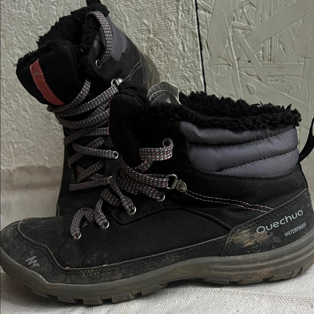Quechua Black and Gray Insulated waterproof Hiking Boots